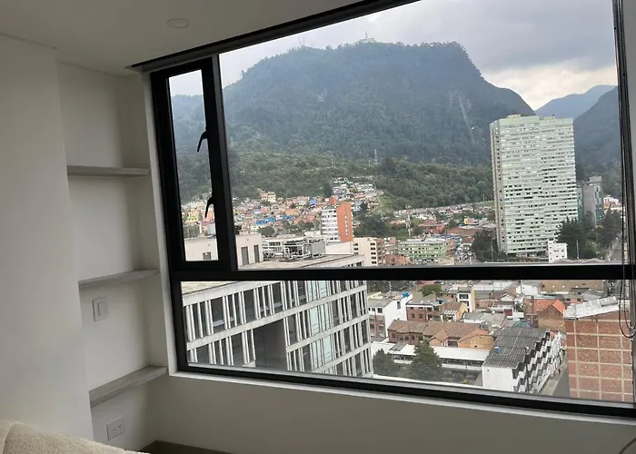 Acogedor Apartamento Centro Bogota Edificio Torre Barcelona Vista Monserrate Al Lado The Spot