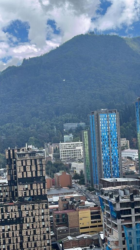 Acogedor Centro Edificio Torre Barcelona Vista Monserrate Al Lado The Spot Apartamento Bogotá