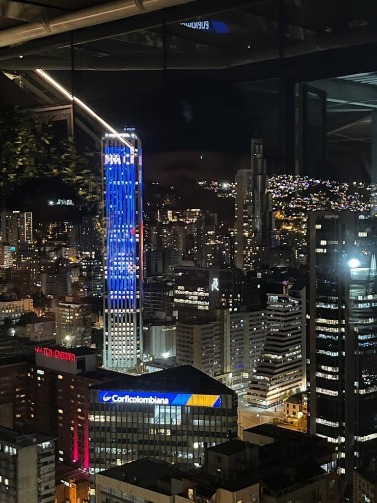 Acogedor Centro Edificio Torre Barcelona Vista Monserrate Al Lado The Spot Bogotá