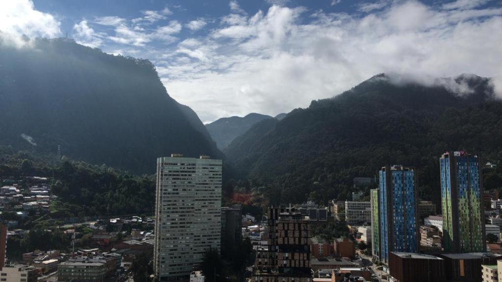公寓 En Torre Barcelona Ve Monserrate Lado The Spotty *